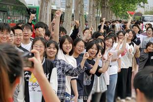 小老弟来了！恩德里克造访皇马基地，与安帅及诸位未来队友见面